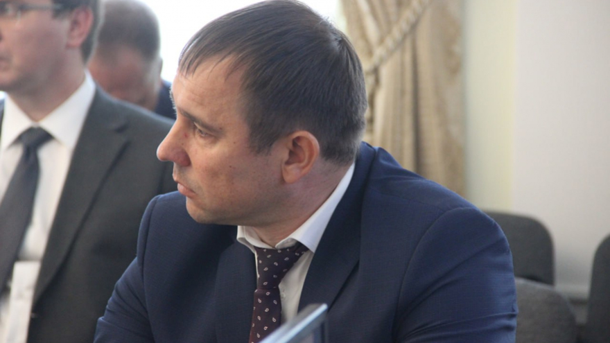 Начальник Службы благоустройства Октябрьского района пожаловался на текучку кадров и низкую зарплату