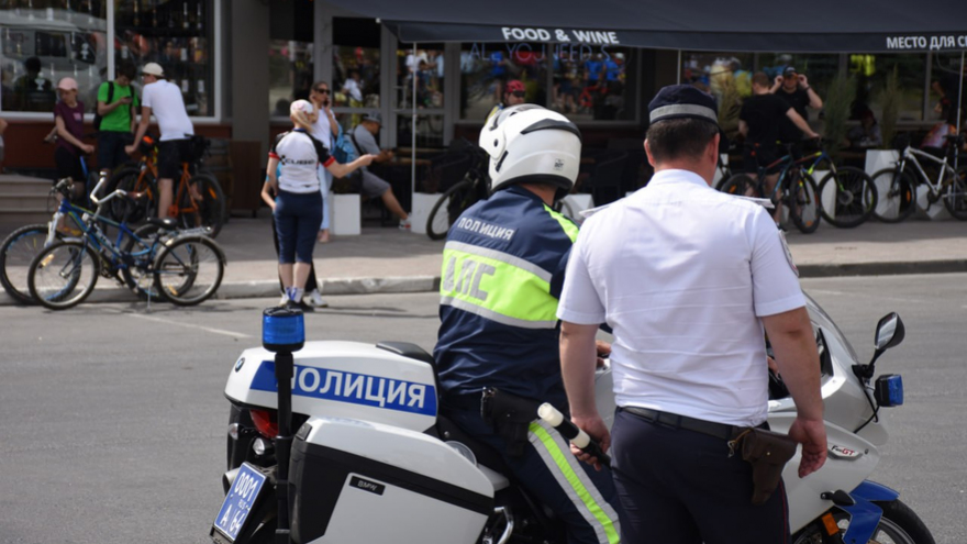 В Саратове 500 велосипедистов устроили гонку