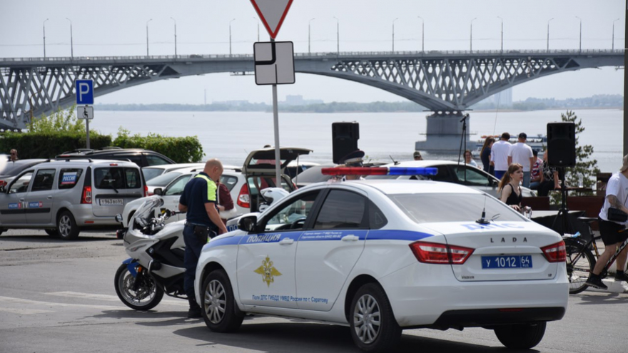 В Саратове 500 велосипедистов устроили гонку