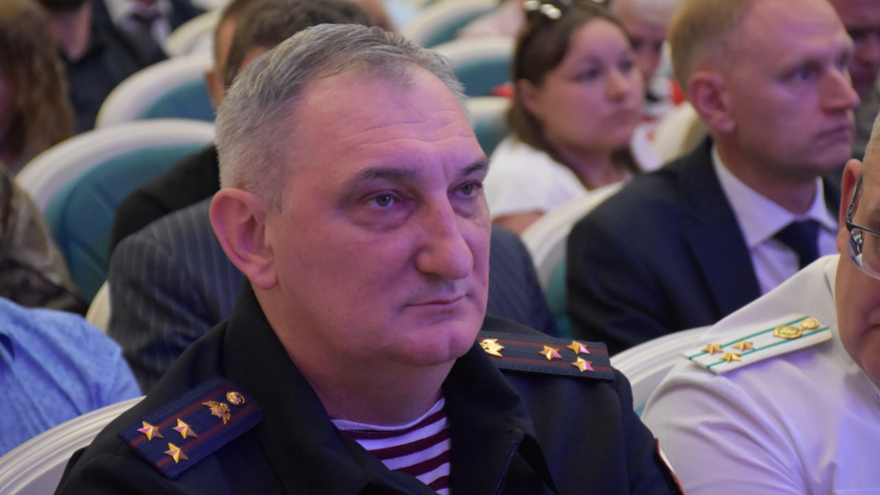 Саратовской семье с 9 детьми вручили орден Родительская слава