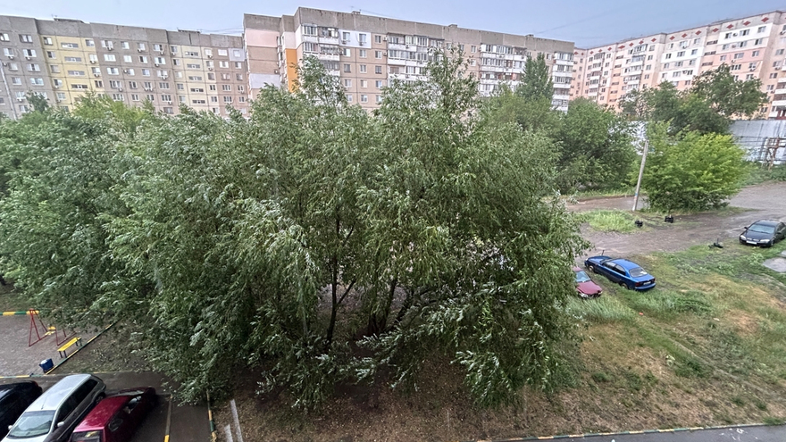 Погода в Саратовской области: жара спадет, ветер усилится
