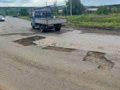 Саратовец: около перинатального центра изуродовали и забросили дорогу