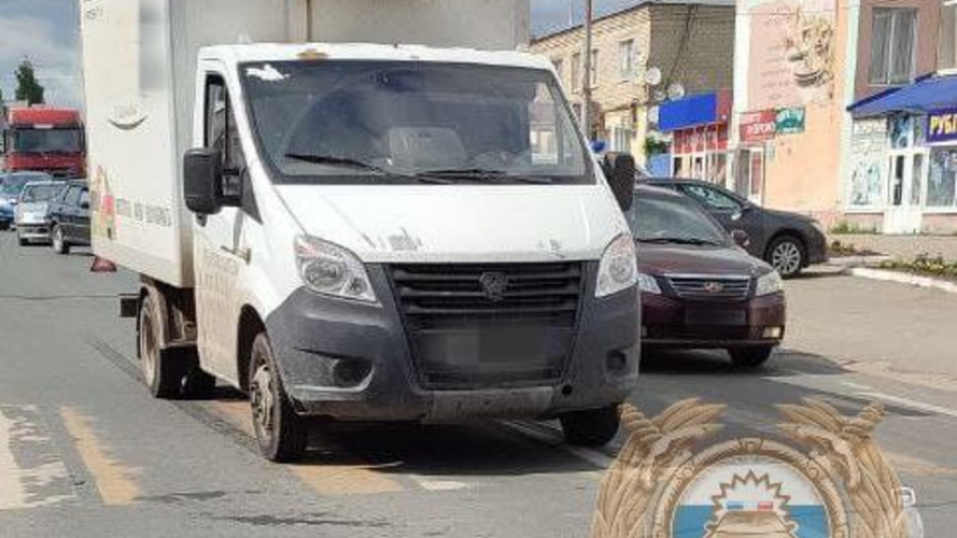 Попавшая под колеса грузовика пенсионерка умерла в больнице
