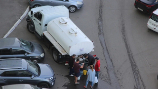 Крупное отключение воды в Саратове: график подвоза