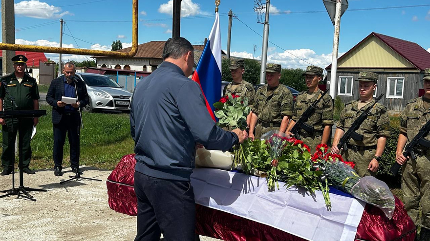 Власти сообщили о гибели еще трех саратовских бойцов на СВО