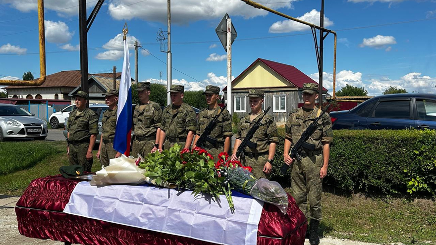 Власти сообщили о гибели еще трех саратовских бойцов на СВО
