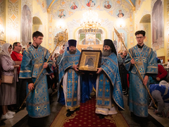 В Саратов привезли Казанскую икону Божией Матери