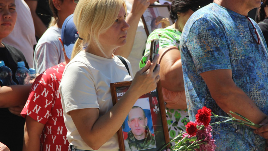 В Саратове увековечили имена 172 погибших на СВО