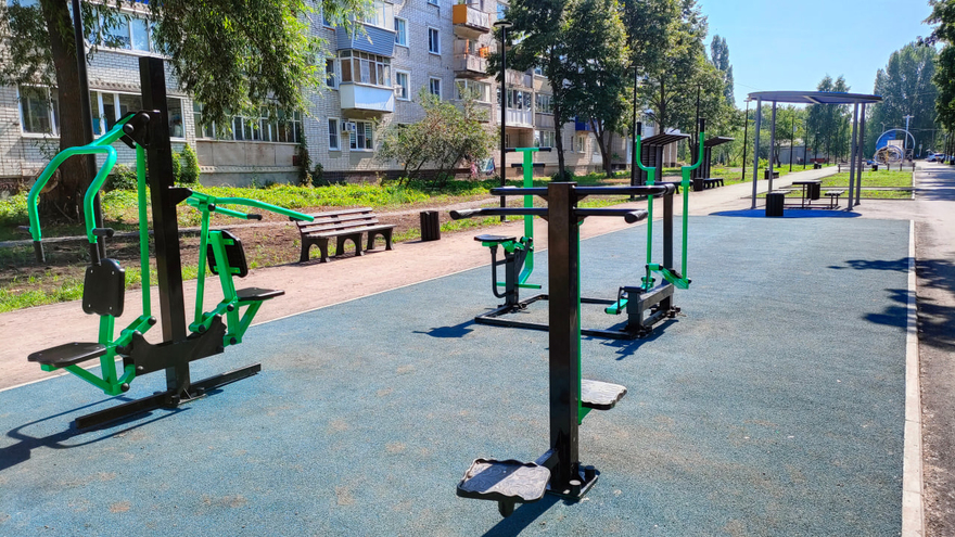 В Балашове достраивают сквер с Космонавтом