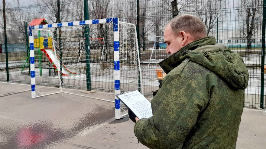 В Энгельсе девочку насмерть придавило воротами: приговор