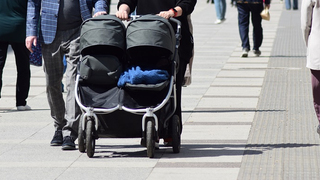 В Саратовской области готовят доплаты для матерей с двумя детьми
