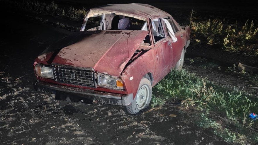 В полночь посреди поля перевернулась семерка