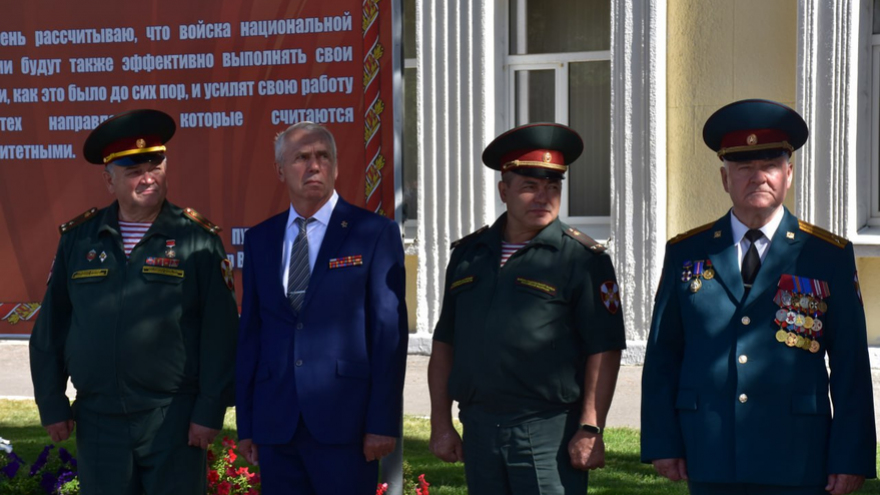 Место силы: Герой России Александр Белоглазов торжественно вступил в должность начальника саратовского института Росгвардии