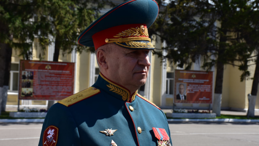 Место силы: Герой России Александр Белоглазов торжественно вступил в должность начальника саратовского института Росгвардии