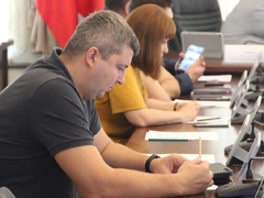 Власти Саратова потратят 5 млн на замену разбитой плитки на Волжской