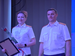 Принимают дерзкий вызов преступника: саратовские следователи отметили профессиональный праздник