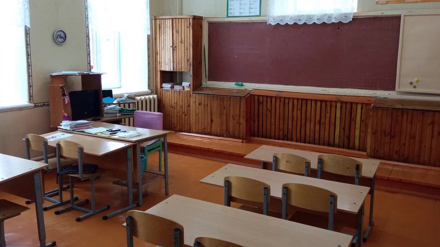 Энгельсская школа заплатила подростку: он ударился челюстью на репетиции праздника
