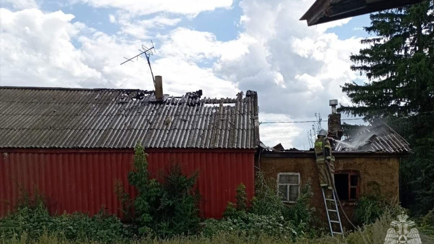Бойцы МЧС тушили настоящий пожар и воображаемый