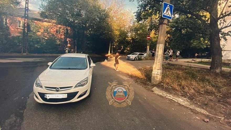 В Саратове Opel наехал на женщину