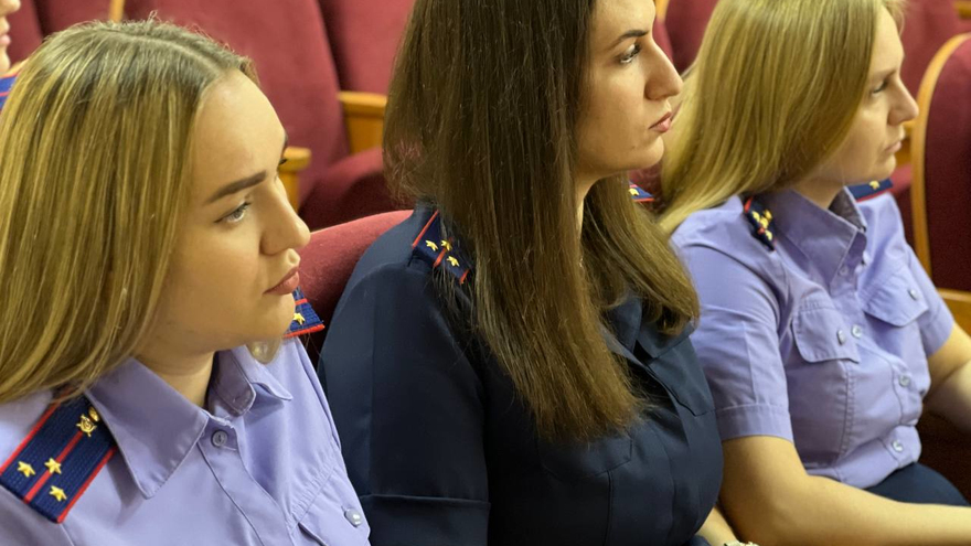 В Саратове консультировали родителей детей-инвалидов
