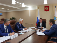 Губернатор Саратовской области Роман Бусаргин обсудил перспективы развития сетевого комплекса региона с руководителями электросетевых компаний