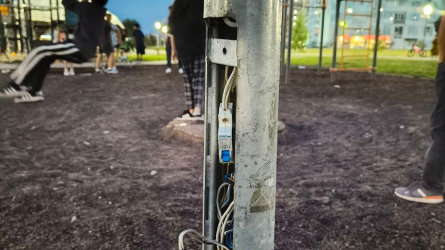 В саратовском парке Изумрудный ребенка ударило током
