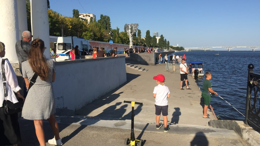 В Саратове из Волги выловили пьяного купальщика