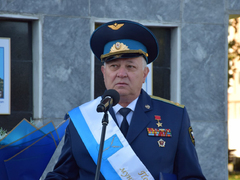 Участники СВО, водитель троллейбуса, медики и педагоги: в Саратове открыли обновленную Доску почета