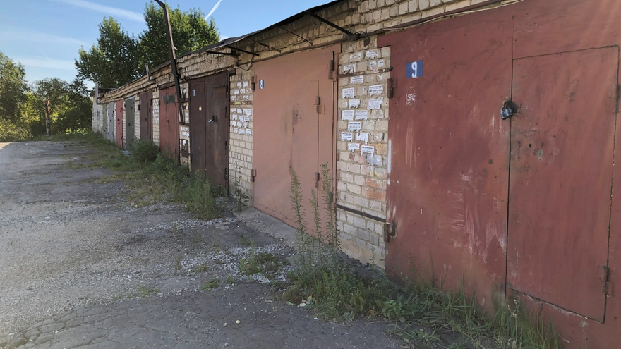 В Саратове игры первоклассника на крыше закончились пробитой головой