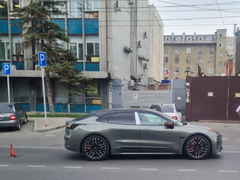 В Саратове прохожий попал под колеса электрокара 