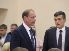 Работал грузчиком и дворником, чтобы с девчонками ходить в кино: руководитель мэрии Саратова Сурков устроил самопрезентацию