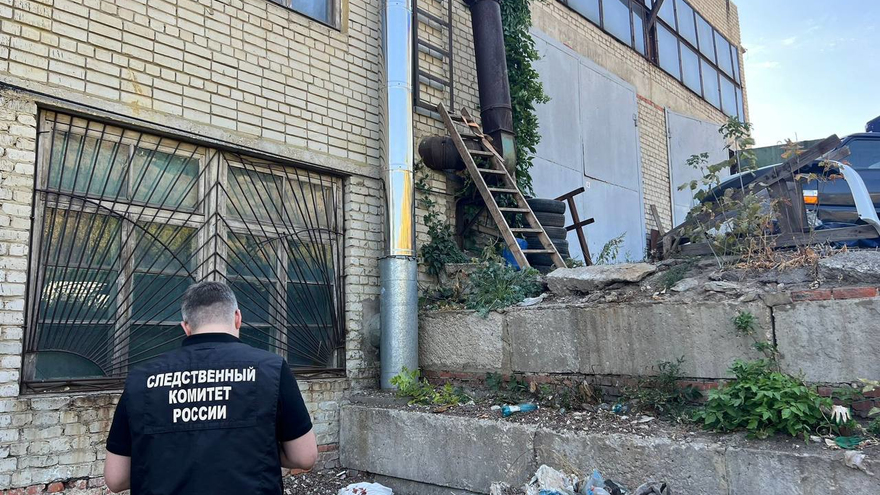 В Саратове на АТП покалечился рабочий