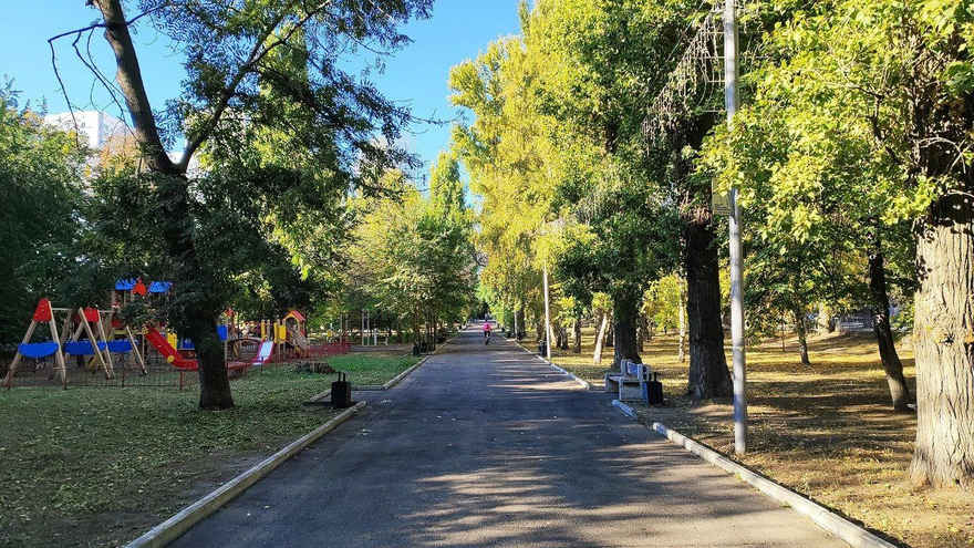 Сурков намерен повысить зарплату муниципальных рабочих в Саратове