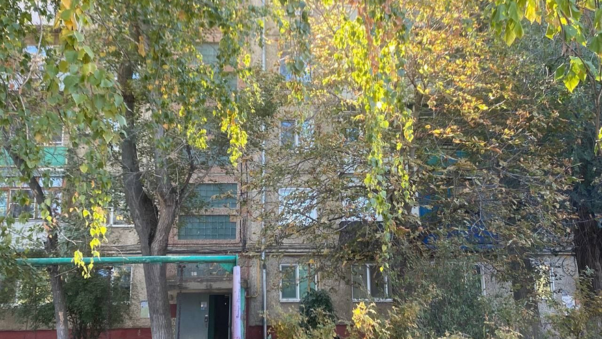 В Энгельсе на пожаре в пятиэтажке спасли 7 человек