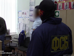 В Саратове бывшего контролера-нефтяника наказали за взятку