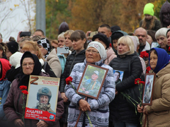 Священники, политики, песня Shaman: в Саратове увековечили имена 207 бойцов СВО