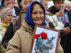 Священники, политики, песня Shaman: в Саратове увековечили имена 207 бойцов СВО