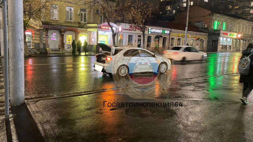 В центре Саратова иномарка сбила женщину