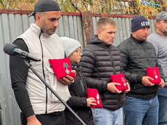 В Красном Куте похоронили погибшего на СВО солдата Антона Абрамова