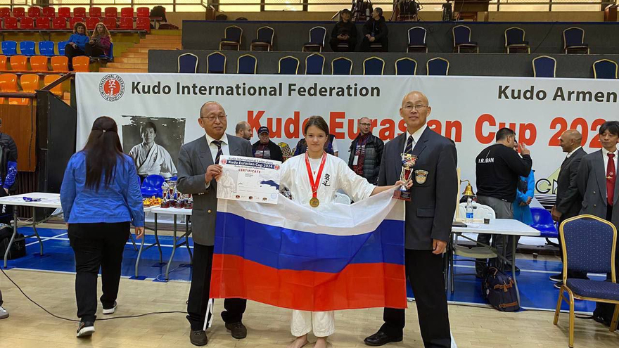 Саратовчанка Ангелина Сороколетова победила на Кубке Евразии по КУДО