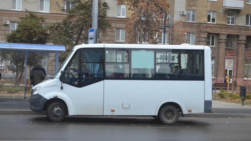 Жители выйдут на улицы, а вы понимаете, что это значит: Павлу Суркову посоветовали решить проблемы с перевозчиком Дилижанс