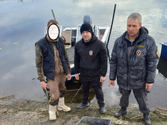 В Саратовской области у рыбаков-нарушителей арестовали 20 лодок