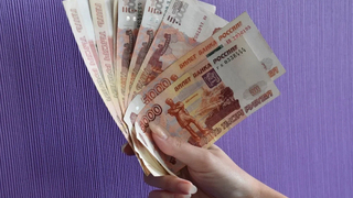 В Саратове молодая аферистка собрала 1,3 миллиона с обманутых пенсионерок: ее не стали сажать в тюрьму