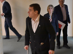 Школы, детсады, закупка лекарств: Саратовская областная дума утвердила миллиардные поправки в бюджет-2024