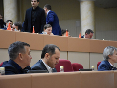 Школы, детсады, закупка лекарств: Саратовская областная дума утвердила миллиардные поправки в бюджет-2024