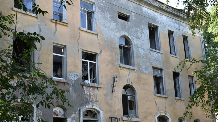 Прокуратура: саратовские власти задолжали квартиры 1,5 тысячам переселенцев из аварийного жилья