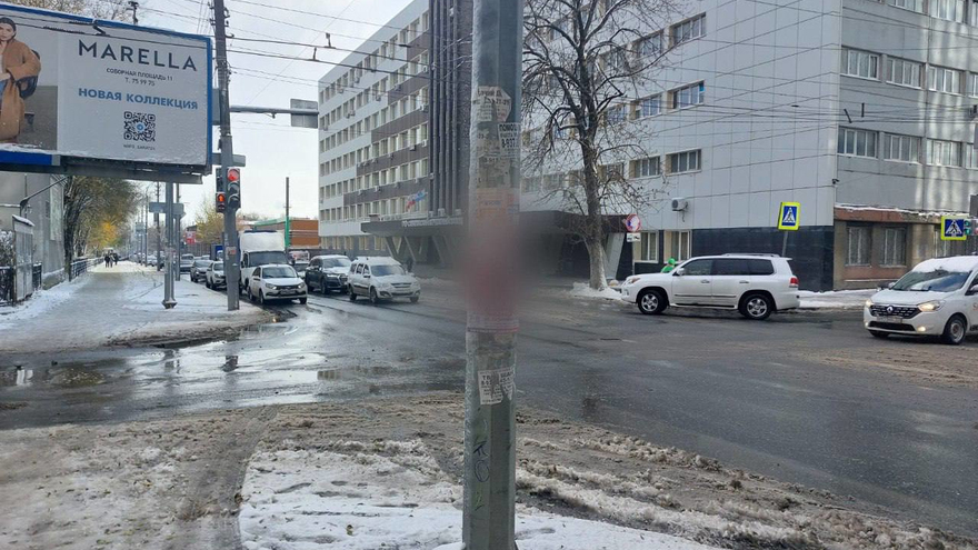 Агрессивная реклама норвежских курток привлекла внимание мэрии Саратова: нарушителям пригрозили крупными штрафами