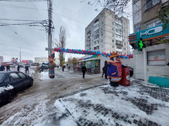 Агрессивная реклама норвежских курток привлекла внимание мэрии Саратова: нарушителям пригрозили крупными штрафами