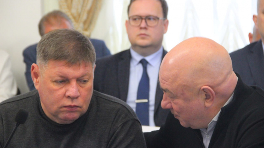 Подснежники появляются: в Саратове нашли более 800 незаконных ларьков, гаражей и шлагбаумов