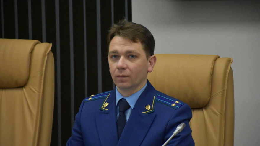 Прокуратура: саратовские власти переложили ответственность за уборку улиц на жителей